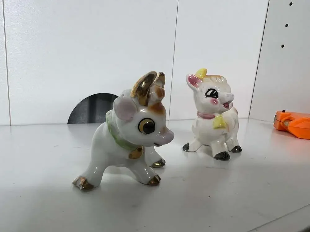 Vintage Anthropomorphic Cow Ceramic Salt and Pepper Shakers Made in Japan